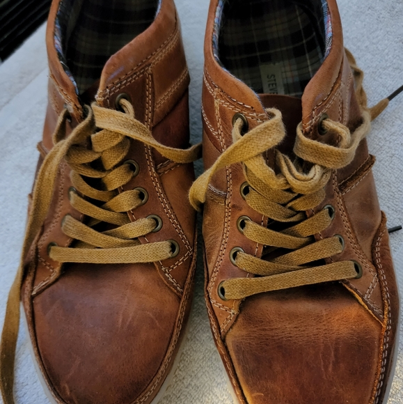 Steve Madden - Picture 2 of 5